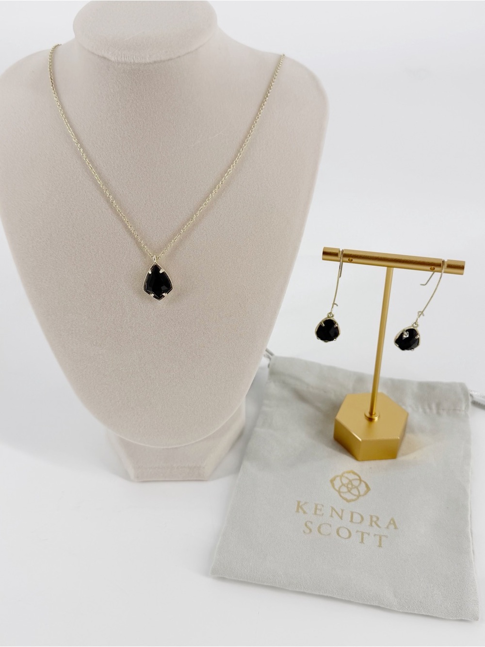 Kendra Scott Black Gold Necklace Earring Set